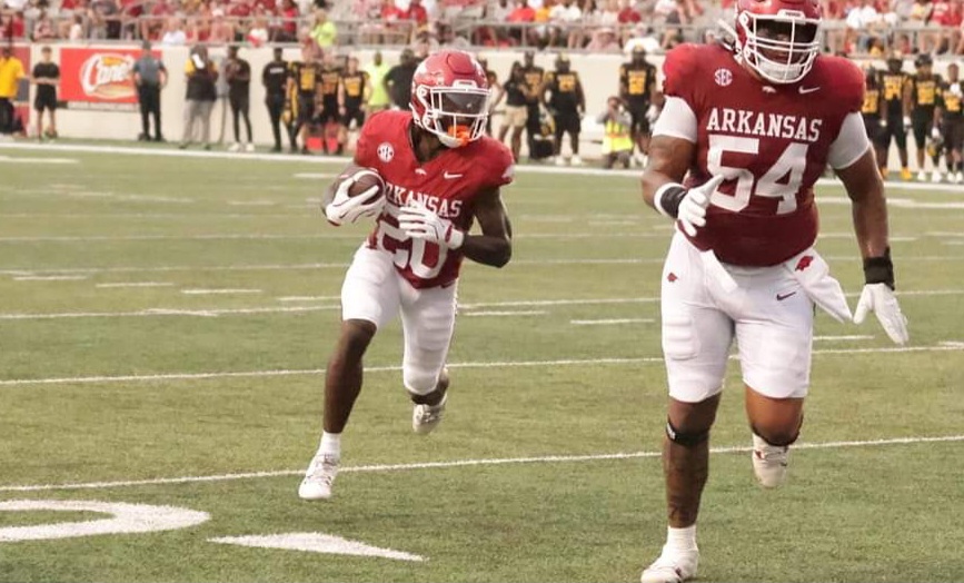 Two Razorbacks leave team, few injury updates for Ole Miss game