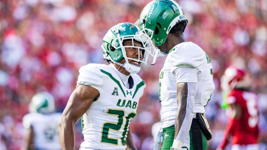 UAB safety Adrian Maddox impressed with Hogs