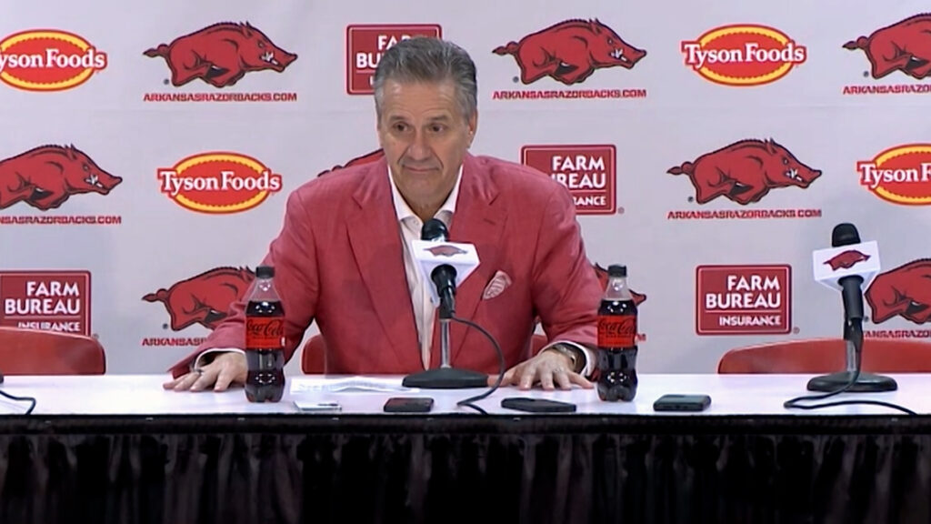 GAME STORY: No. 23 Arkansas flips grind game into 92-62 rout of Oakland at BWA