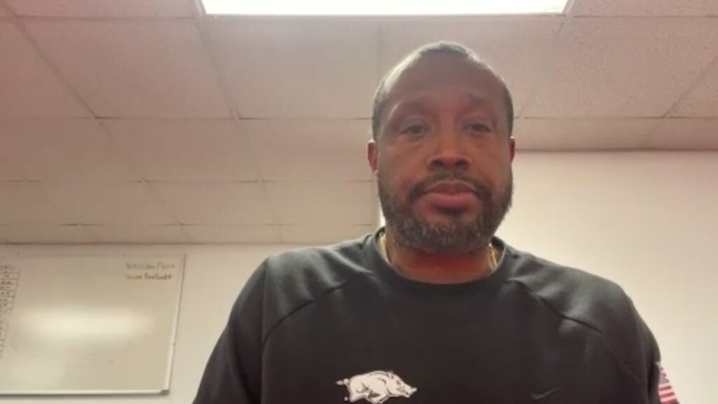 WATCH: Chris Johnson and Doug Case preview Razorback Invitational