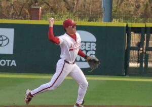 Arkansas blasts South Carolina 12-2 in Friday night’s series opener