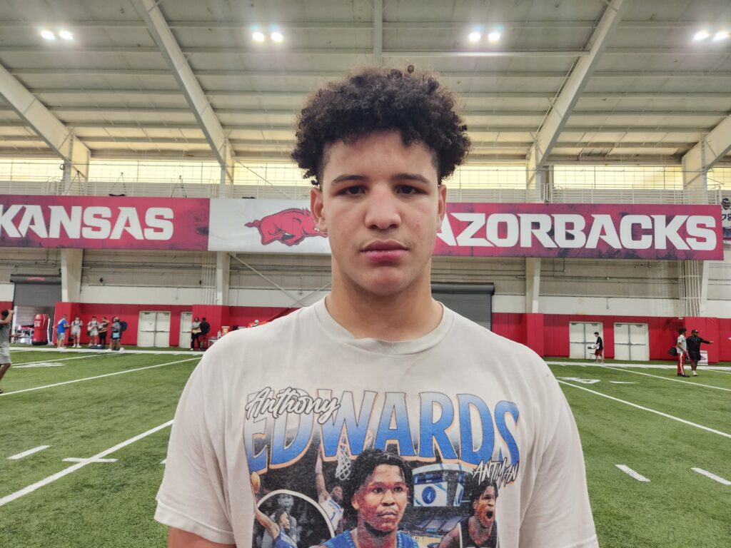 Hogs get great look at 4-star O-lineman Cooper Hackett at camp