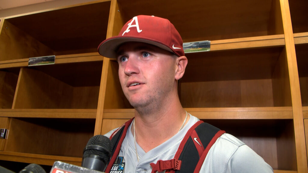 EXCLUSIVE: Arkansas players react to Gage Wood’s no-hitter, 3-0 win against Murray State