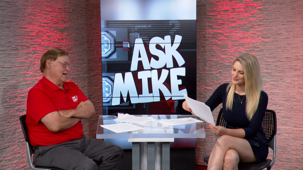 Ask Mike: Hogs Advance in Tough Weekend for the SEC, DVH Jokes About Retiring & Will WMS Be Sizzling for Hogs & ASU?